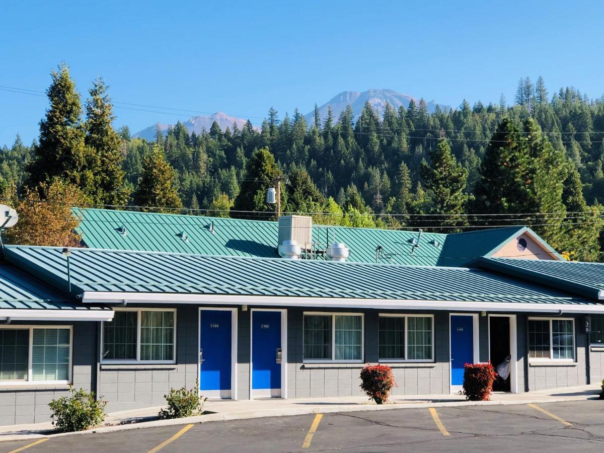 Pine Needles Inn Mount Shasta Kültér fotó